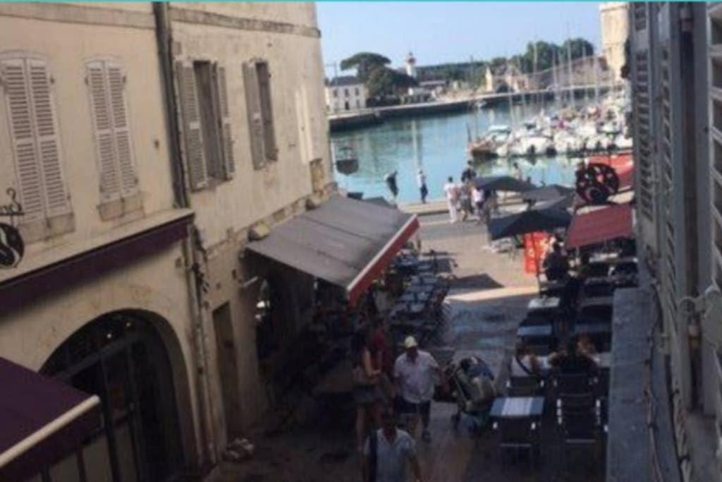 Rue Du Port La Rochelle (Charente-Maritime) Exterior foto